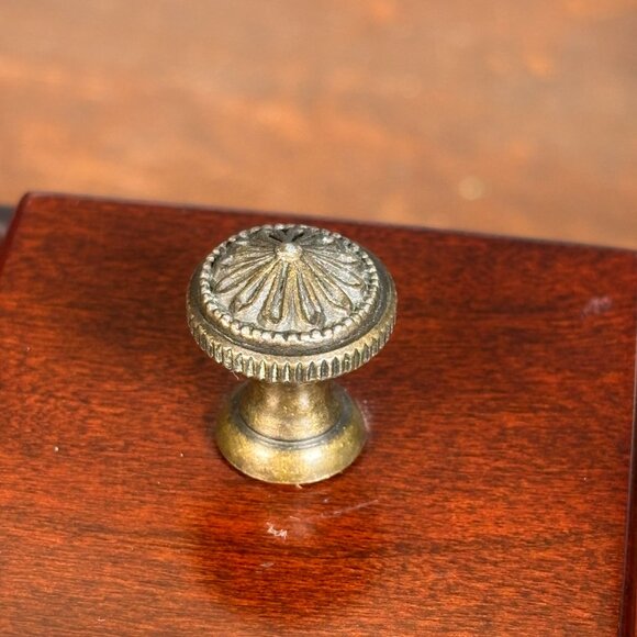 Vintage Bombay Musical Ring Box Wooden Jewelry Box with Green Velvet - Picture 11 of 17